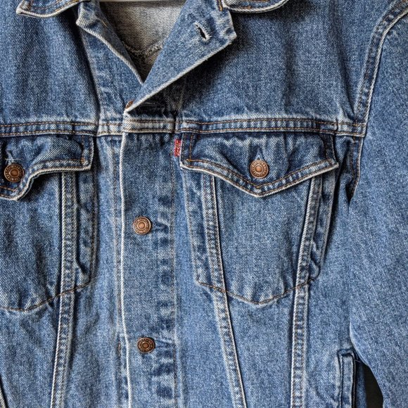 Perfect Levi's Jacket - Picture 7 of 7